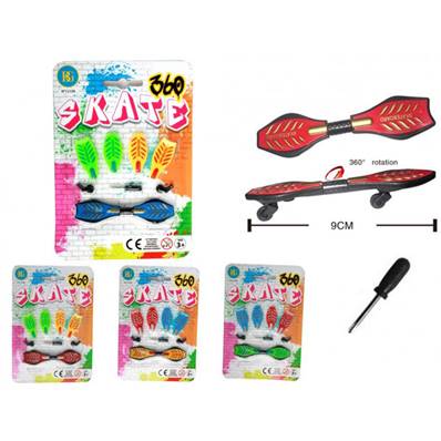 Blister Skate Board avec Accessoire 9 Cm